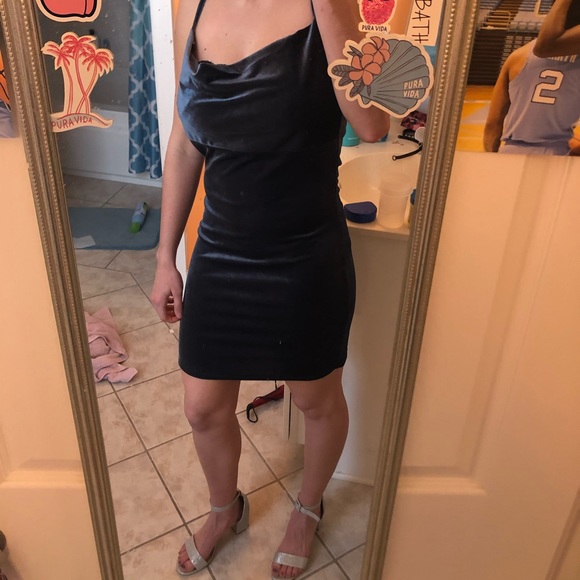 Forever 21 Velvet Formal Dress - Picture 7 of 8